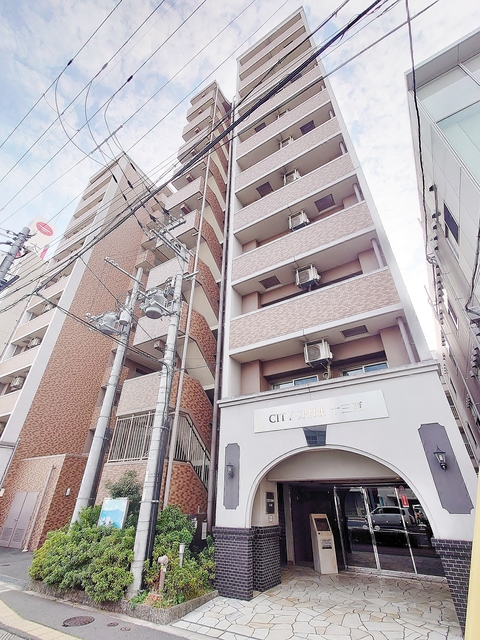 建物外観　外観・ＲＣ造のエレベーター付きマンション