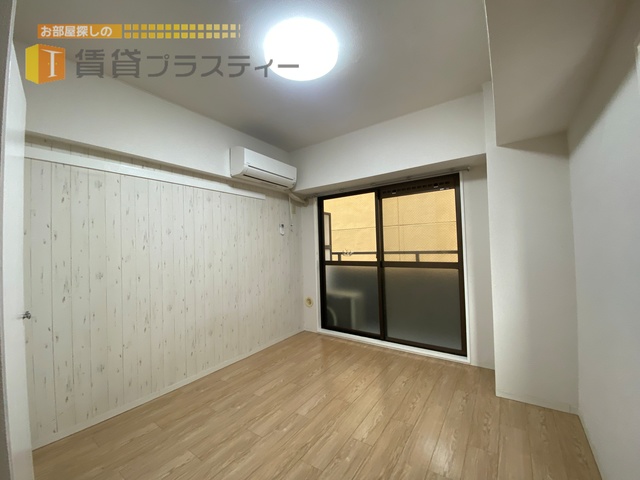 居室・リビング　※反転タイプ、お写真です