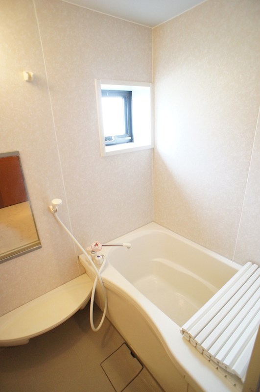 バス・シャワールーム　※同物件別号室