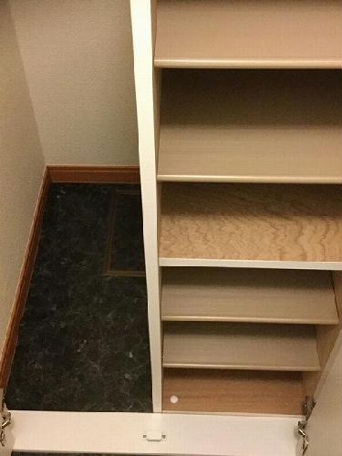 玄関　下駄箱