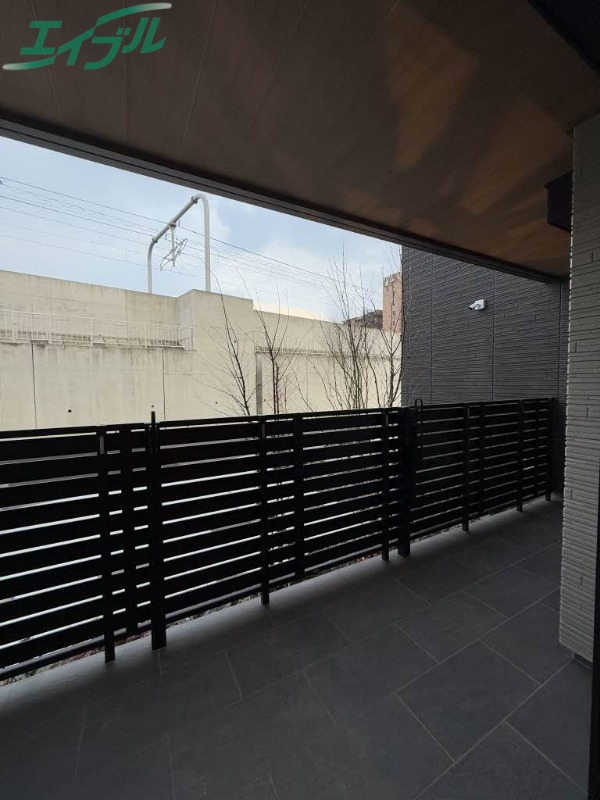 バルコニー　同物件別部屋のお写真です。