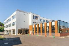 小学校　札幌市立澄川小学校（小学校）まで391m