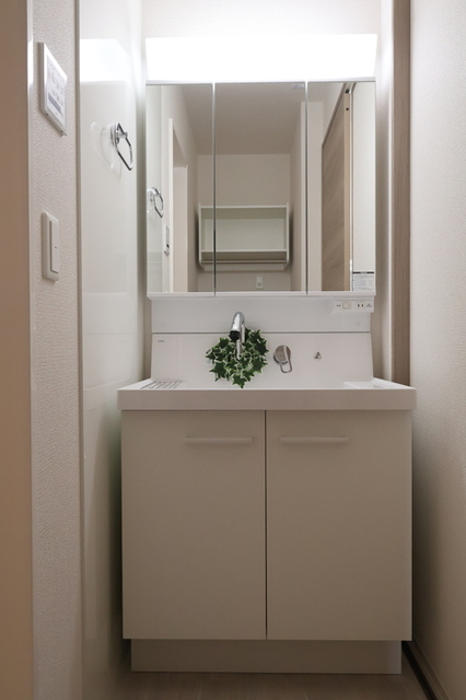 洗面設備　洗髪洗面化粧台