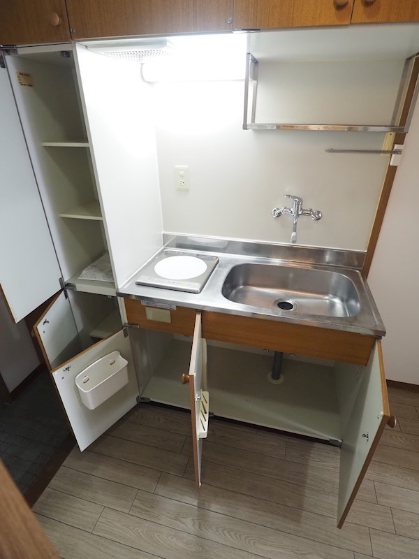 キッチン　キッチン収納も充実しています