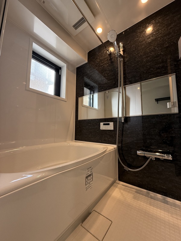 バス・シャワールーム　きれいなお風呂です