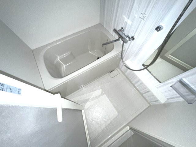 バス・シャワールーム　お風呂で日々の疲れを落としましょう