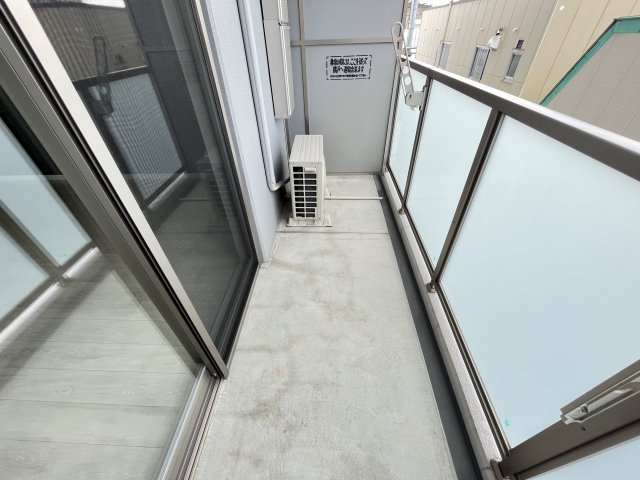 バルコニー　広々としたバルコニーです