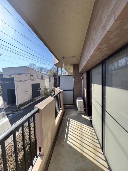 バルコニー　日当たりいいです！