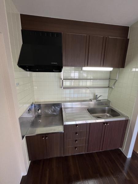 キッチン　ガスコンロは持ち込んで下さい。