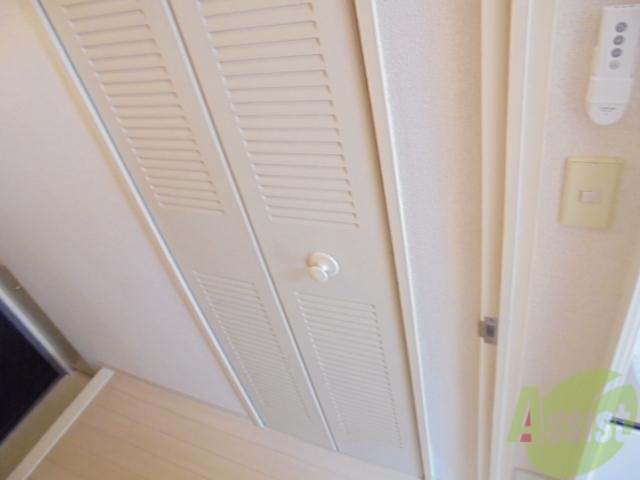 収納　衣装ケースやバックはここに収納してもいいですね。