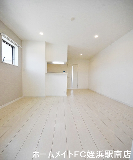 居室・リビング　★姪浜駅徒歩圏内の築浅物件★参考写真