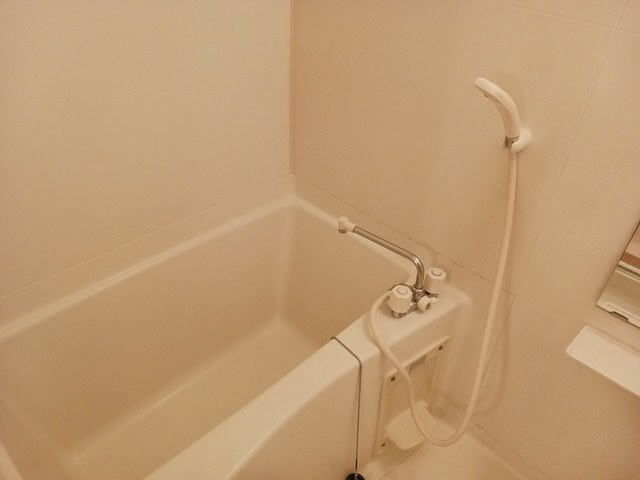 バス・シャワールーム　☆バストイレ別なのでゆっくりできます☆