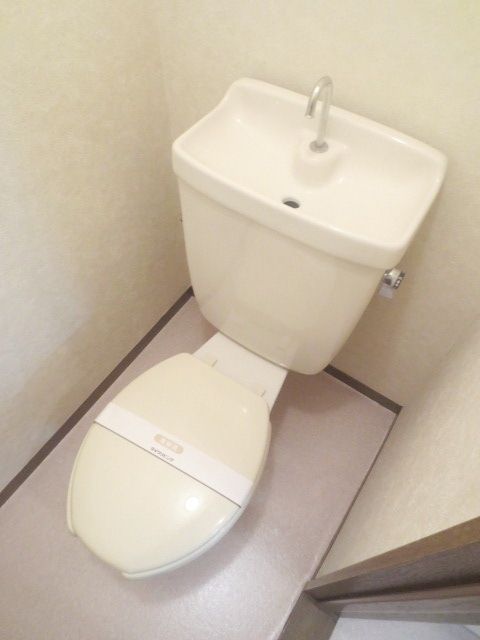 トイレ　別部屋参考写真