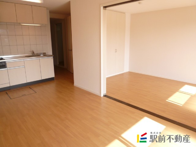 居室・リビング　光と風を呼び込むリビング♪