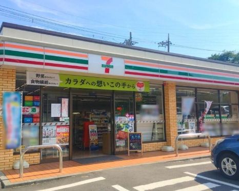 コンビニ　セブンイレブン 横浜榎が丘店（コンビニ）まで367m