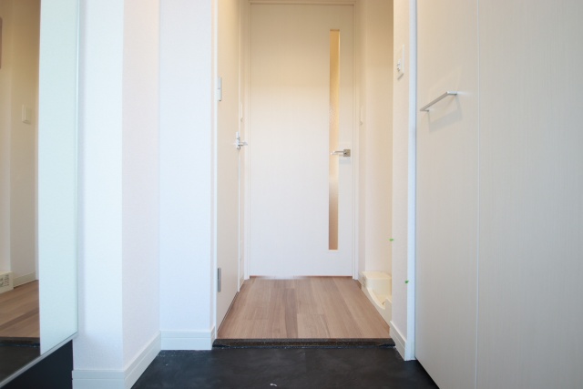 玄関　※別室の参考写真の為、現況優先です。