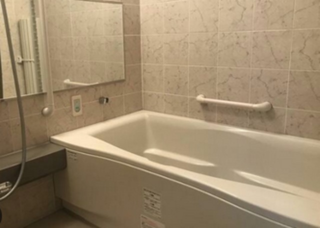 バス・シャワールーム　※別部屋の参考写真です。