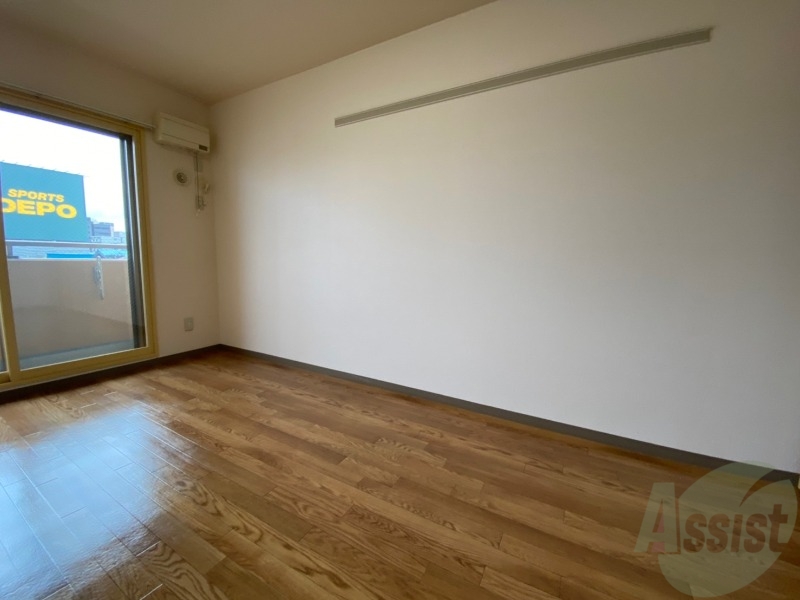 その他部屋・スペース　寝室です。部屋をどう使うかはあなた次第です！