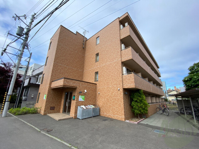 建物外観　札幌市東区北１０条東「ドミール北１０条」