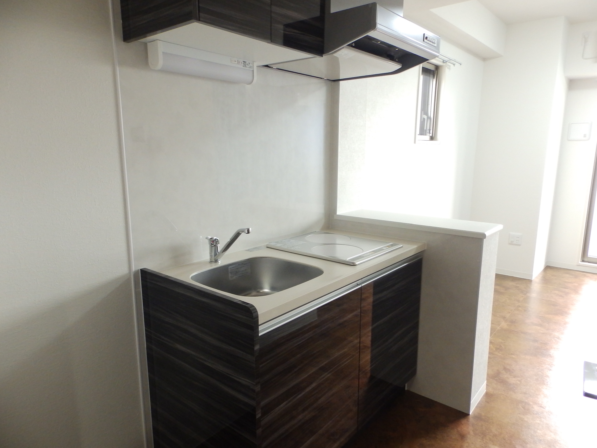 キッチン　IH2口コンロ