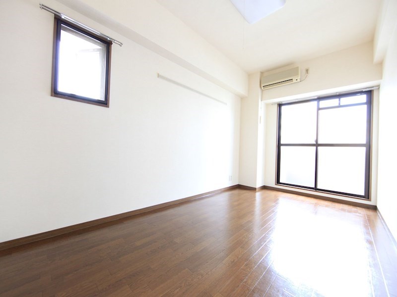 その他部屋・スペース　洋室8帖　クローゼット付（収納充実してます）