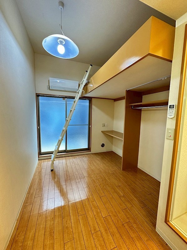 居室・リビング　同仕様部屋写真