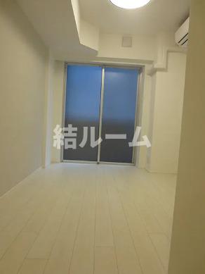 居室・リビング　別号室参考写真