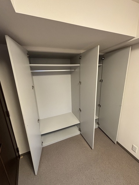 収納　洋室５．２帖　クローゼット