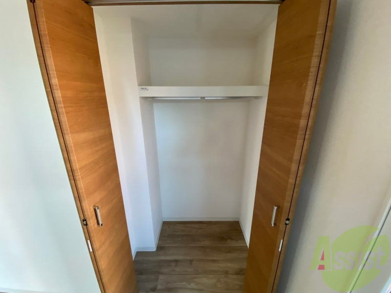 収納　寝室の収納です。部屋がすっきり片付きます。