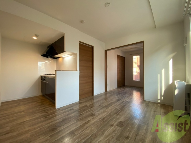 居室・リビング　広くてキレイなお部屋が広がっていて、充実した生活が送れそう。