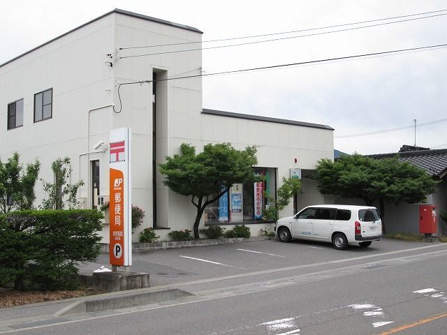 郵便局　赤穂福岡郵便局（郵便局）まで300m