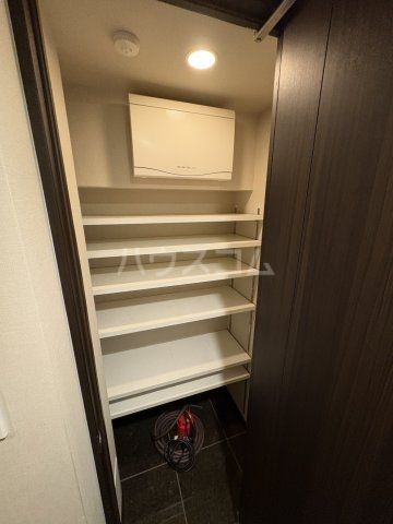 収納