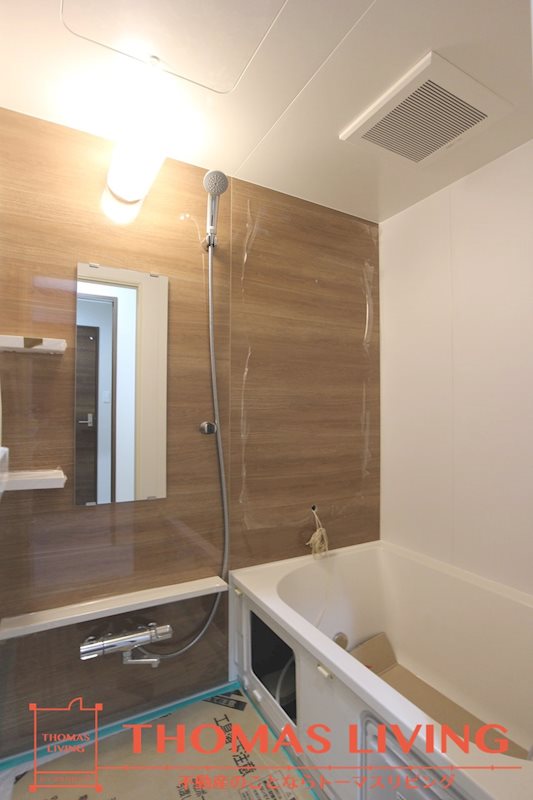 バス・シャワールーム　オール電化、電気給湯で光熱費もカット出来ます。