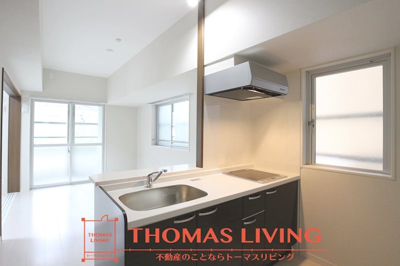 キッチン　人気のカウンターキッチンはIHクッキングヒーターのシステムキ