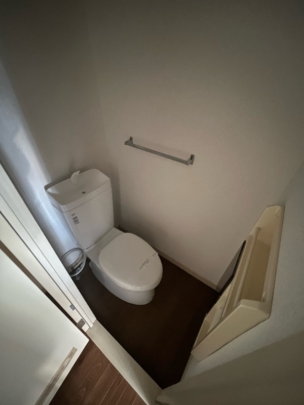 トイレ　※他部屋写真使用