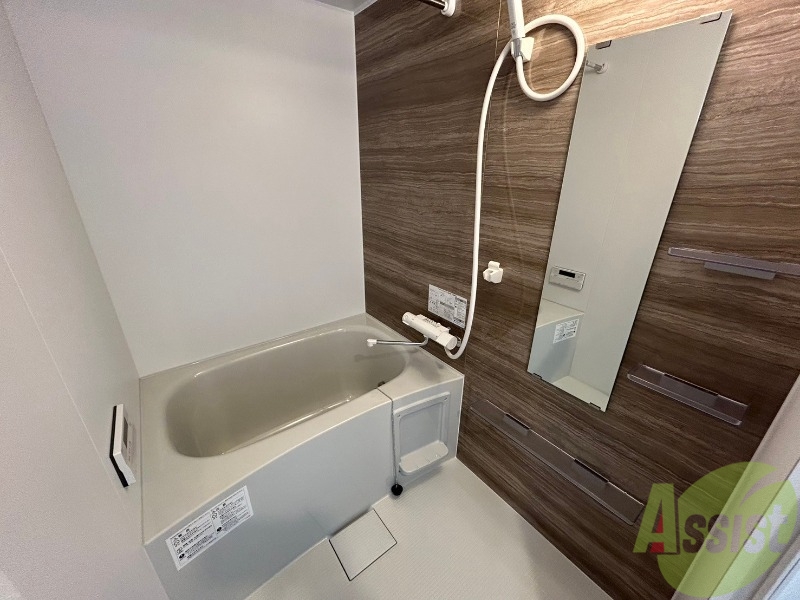 バス・シャワールーム　疲れを癒すには湯船でゆっくりするのが良いですよ。