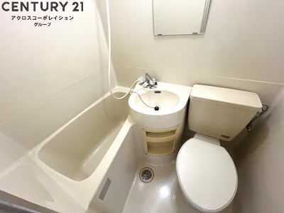 バス・シャワールーム　シンプルで機能的なユニットバスです！