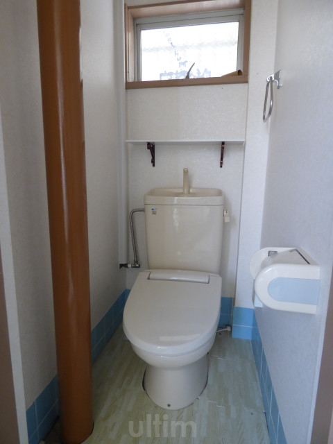 トイレ　別の部屋の写真