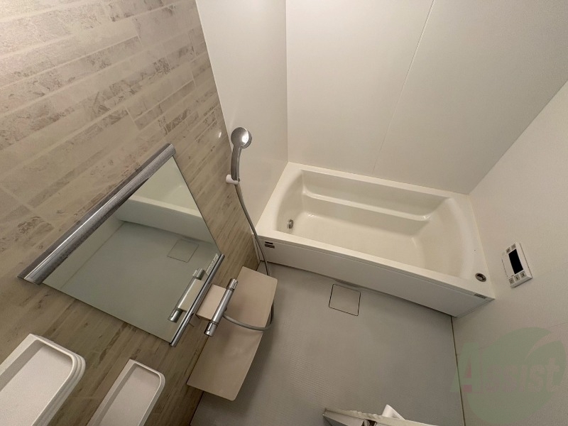 バス・シャワールーム　疲れを癒すには湯船でゆっくりするのが良いですよ。