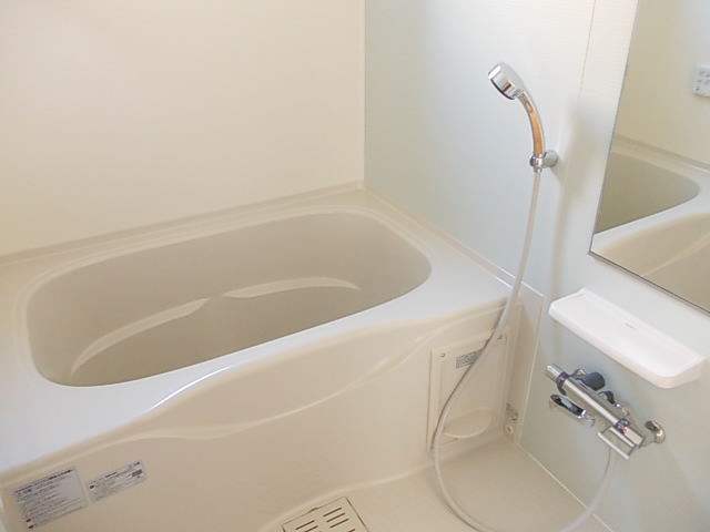 バス・シャワールーム　追い焚き・浴室乾燥機付き