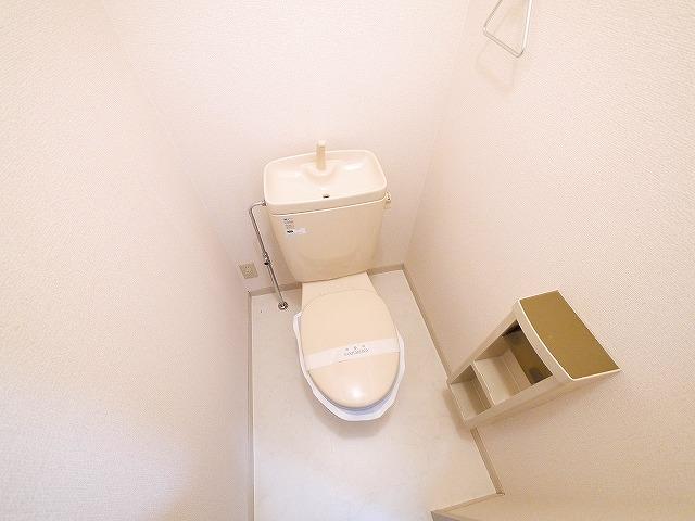トイレ　清潔感のあるトイレです