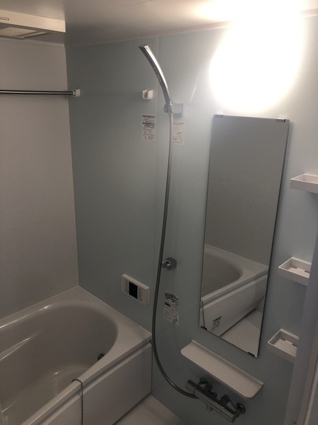 バス・シャワールーム　工事中です