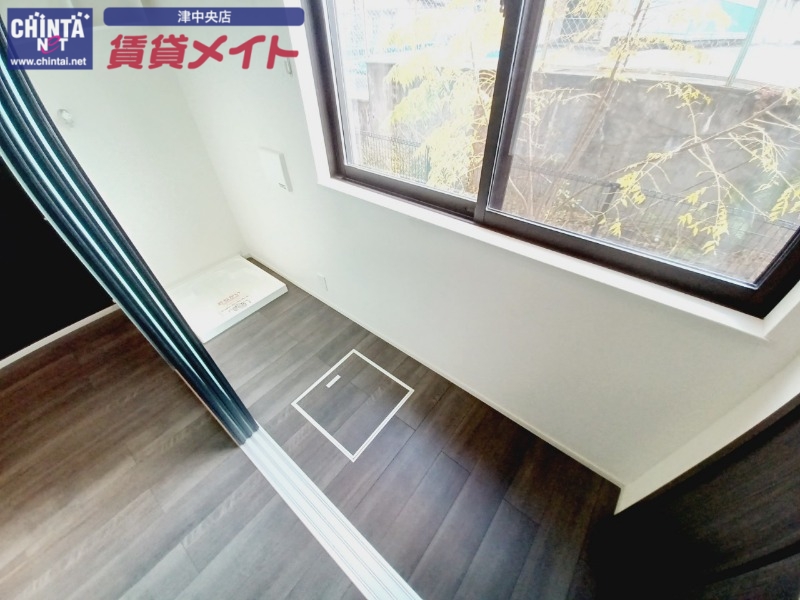 バルコニー　反転タイプ参考写真