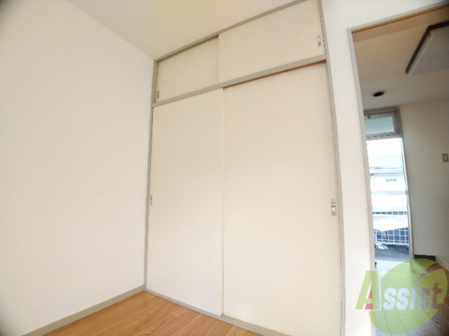 収納　収納は大きく、たくさんの物がしまえそうです。