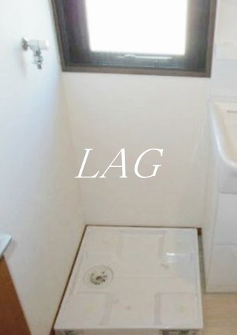 その他設備　室内洗濯機置場です。