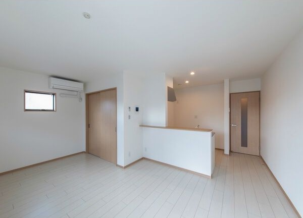 居室・リビング　清潔感のある使いやすいお部屋♪