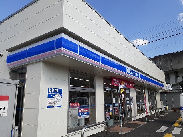 コンビニ　ローソン（コンビニ）まで800m