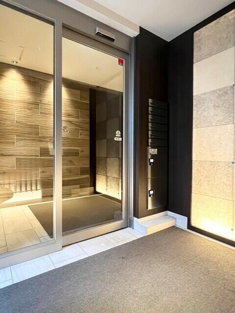 エントランス　ゆとりのあるエントランスです