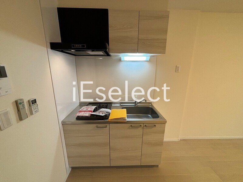 キッチン　お料理好きには嬉しい2口のシステムキッチン