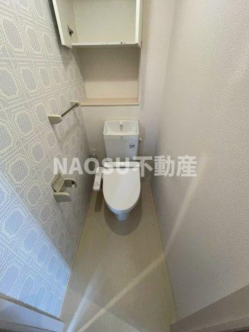トイレ　落ち着いたトイレです